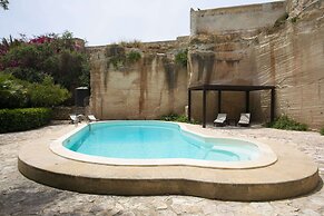 Esperanto Suite&Pool