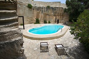 Esperanto Suite&Pool