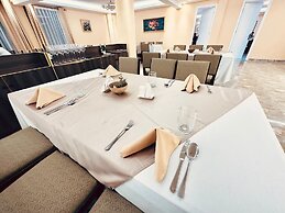 Meilin International Hotel