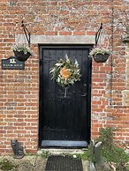 Beautiful 2bed Cottage in Knowle St Giles nr Chard