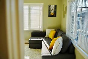 Modern Venice Condo By The Beach