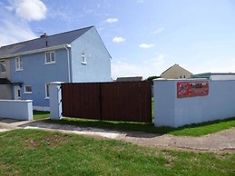 Stunning 2-bed House in Pembroke Dock