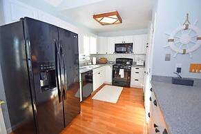 Barge Road 136o9 3 Bedroom Home by RedAwning