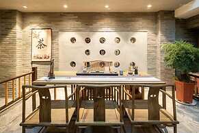 Nostalgia Hotel Taiyuan Tech Univ.