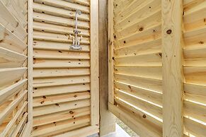 Fishermans Delight 3 Bedroom Home by RedAwning