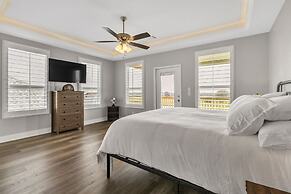 Fishermans Delight 3 Bedroom Home by RedAwning