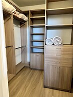 Seaside Sunsets 4 Bedroom Home by RedAwning