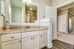 Seaside Sunsets 4 Bedroom Home by RedAwning