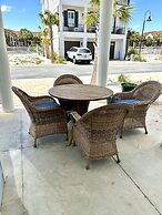 Seaside Sunsets 4 Bedroom Home by RedAwning