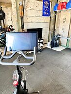 Seaside Sunsets 4 Bedroom Home by RedAwning