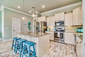 Seaside Sunsets 4 Bedroom Home by RedAwning