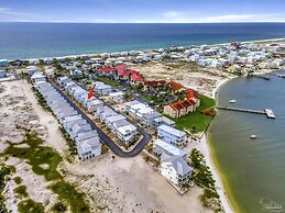 Seaside Sunsets 4 Bedroom Home by RedAwning
