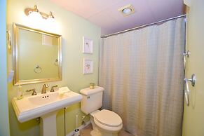 Harbour Island 304k 2 Bedroom Condo by RedAwning