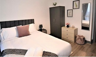 Lovely City Break at the Lux City 1bed Apartment