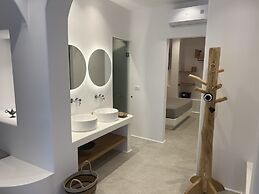 Sunset Hill Suites