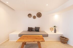 Sunset Hill Suites