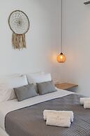 Sunset Hill Suites