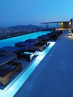 Sunset Hill Suites