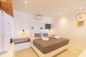 Sunset Hill Suites