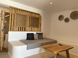 Sunset Hill Suites