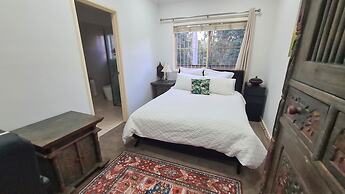 Neogaia Bed & Breakfast