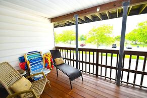 Raffles 206 1 Bedroom Condo by RedAwning