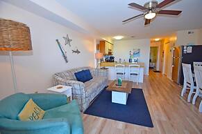 Raffles 206 1 Bedroom Condo by RedAwning