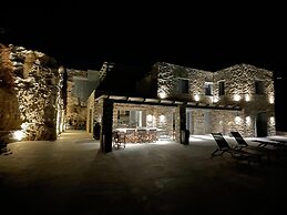 Villa Veneterra-pool-seaview-conciergeservices