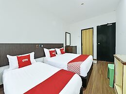 OYO 90727 Hotel Mini Indah