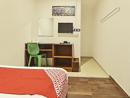 OYO 90727 Hotel Mini Indah