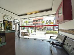 OYO 90727 Hotel Mini Indah