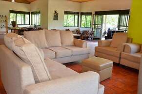 Gorilla Hills Eco Lodge