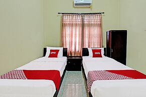 OYO 92001 Unram Guest House