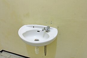 OYO 92001 Unram Guest House