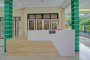 OYO 92001 Unram Guest House