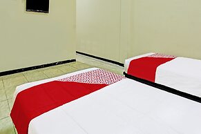 OYO 92001 Unram Guest House