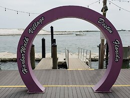 Destin Studio Beach Across the Street