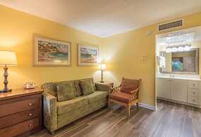 Destin Studio Beach Across the Street