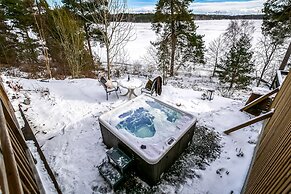 Breathtaking Lakefront mini villas