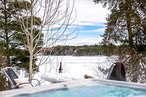 Breathtaking Lakefront mini villas