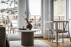 Breathtaking Lakefront mini villas