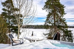 Breathtaking Lakefront mini villas