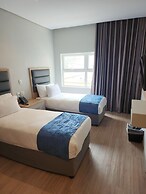 12 Oceans Hotel and Conference Centre