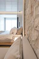 Theretra Pefki Seaside