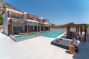 Theretra Pefki Seaside