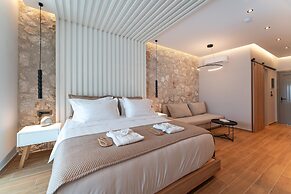 Theretra Pefki Seaside