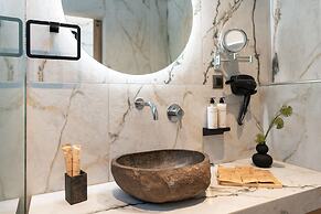 Theretra Pefki Seaside