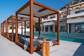 Theretra Pefki Seaside