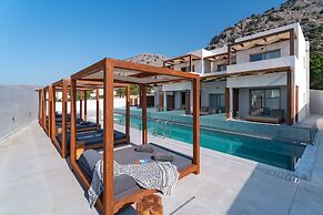 Theretra Pefki Seaside