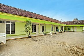 OYO 92097 Hotel Sejahtera Syariah